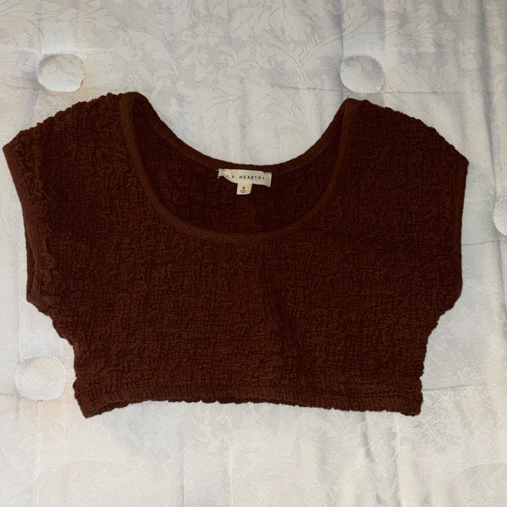 LA HEARTS cropped brown top